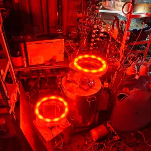 Neon (Ne) glowing plasma discharge, photo 6 of 18