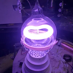 Vanadium (V) glowing plasma discharge, photo 2 of 8