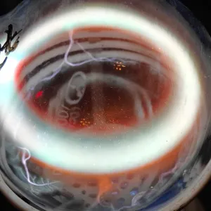 Niobium (Nb) glowing plasma discharge, photo 4 of 8