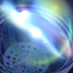 Samarium (Sm) glowing plasma discharge, photo 2 of 9