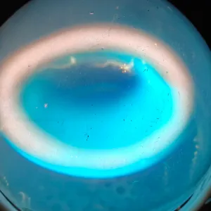 Aluminium (Al) glowing plasma discharge, photo 2 of 8