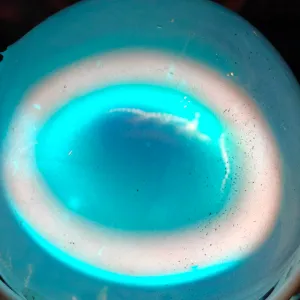 Aluminium (Al) glowing plasma discharge, photo 5 of 8