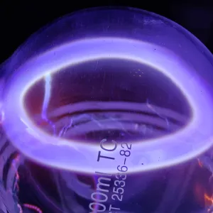 Dysprosium (Dy) glowing plasma discharge, photo 2 of 13
