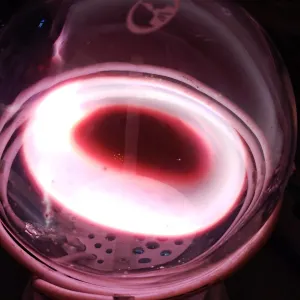 Scandium (Sc) glowing plasma discharge, photo 7 of 12