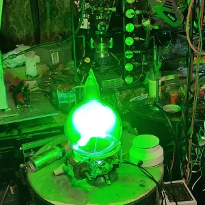 Ytterbium (Yb) glowing plasma discharge, photo 3 of 19