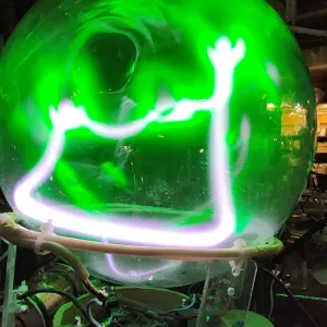 Ytterbium (Yb) glowing plasma discharge, photo 8 of 19
