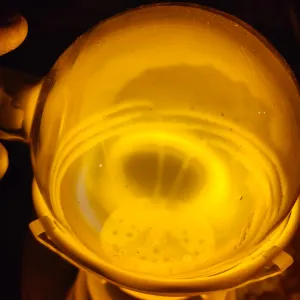 Sodium (Na) glowing plasma discharge, photo 1 of 16