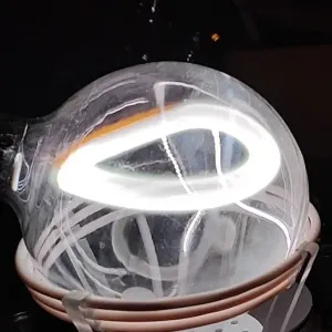 Tantalum (Ta) glowing plasma discharge, photo 1 of 4