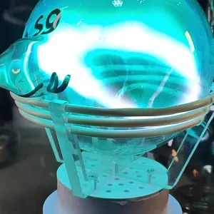 Iron (Fe) glowing plasma discharge, photo 1 of 11