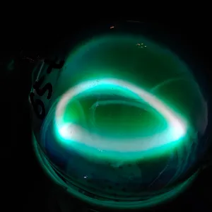 Iron (Fe) glowing plasma discharge, photo 5 of 11