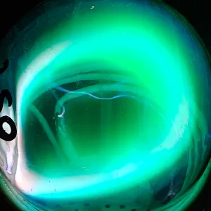 Iron (Fe) glowing plasma discharge, photo 6 of 11