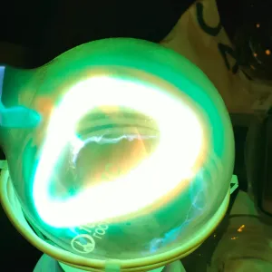 Copper (Cu) glowing plasma discharge, photo 6 of 8