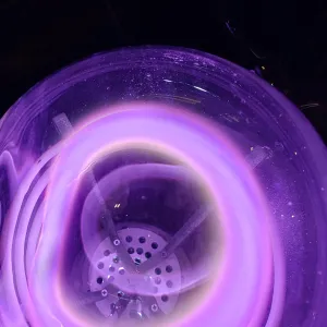 Holmium (Ho) glowing plasma discharge, photo 7 of 7