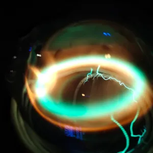 Carbon (C) glowing plasma discharge, photo 14 of 23