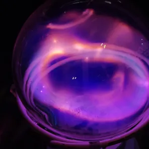 Calcium (Ca) glowing plasma discharge, photo 3 of 17