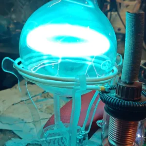 Titanium (Ti) glowing plasma discharge, photo 22 of 24