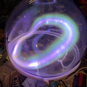 Samarium (Sm) glowing plasma discharge, photo 9 of 9