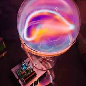 Calcium (Ca) glowing plasma discharge, photo 16 of 17
