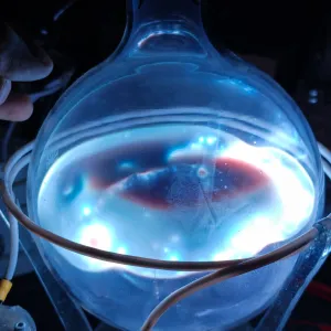Hafnium (Hf) glowing plasma discharge, photo 1 of 9