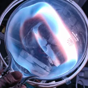 Hafnium (Hf) glowing plasma discharge, photo 4 of 9