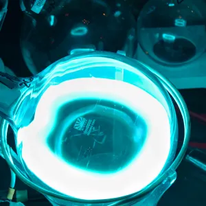 Titanium (Ti) glowing plasma discharge, photo 7 of 24