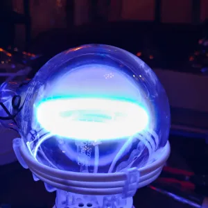 Tin (Sn) glowing plasma discharge, photo 7 of 8