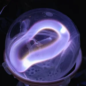 Erbium (Er) glowing plasma discharge, photo 7 of 10
