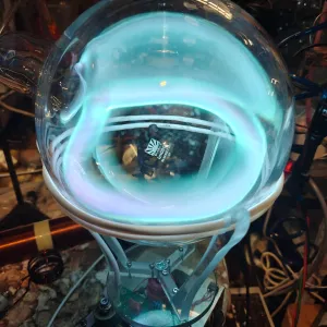 Praseodymium (Pr) glowing plasma discharge, photo 10 of 10