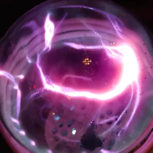 Dysprosium (Dy) glowing plasma discharge, photo 10 of 13