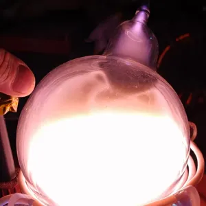Nitrogen (N) glowing plasma discharge, photo 8 of 10
