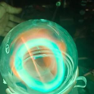 Carbon (C) glowing plasma discharge, photo 21 of 23