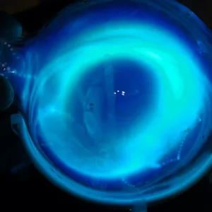 Chromium (Cr) glowing plasma discharge, photo 5 of 15