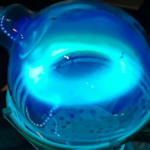 Chromium (Cr) glowing plasma discharge, photo 10 of 15