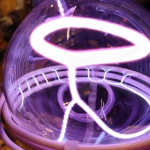 Zirconium (Zr) glowing plasma discharge, photo 11 of 16