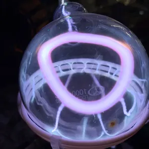 Zirconium (Zr) glowing plasma discharge, photo 12 of 16