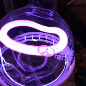 Zirconium (Zr) glowing plasma discharge, photo 14 of 16