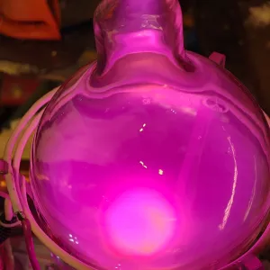 Hydrogen (H) glowing plasma discharge, photo 10 of 12